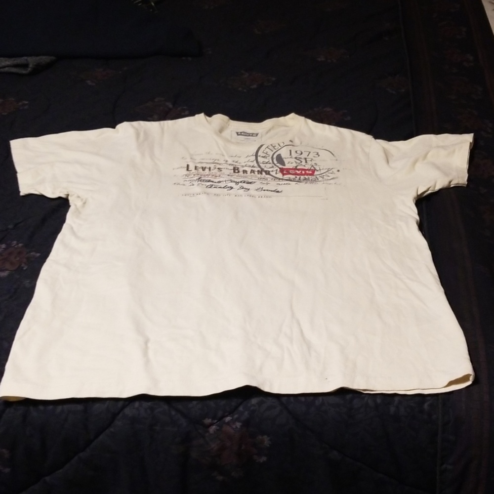 Levi's cotton men's top